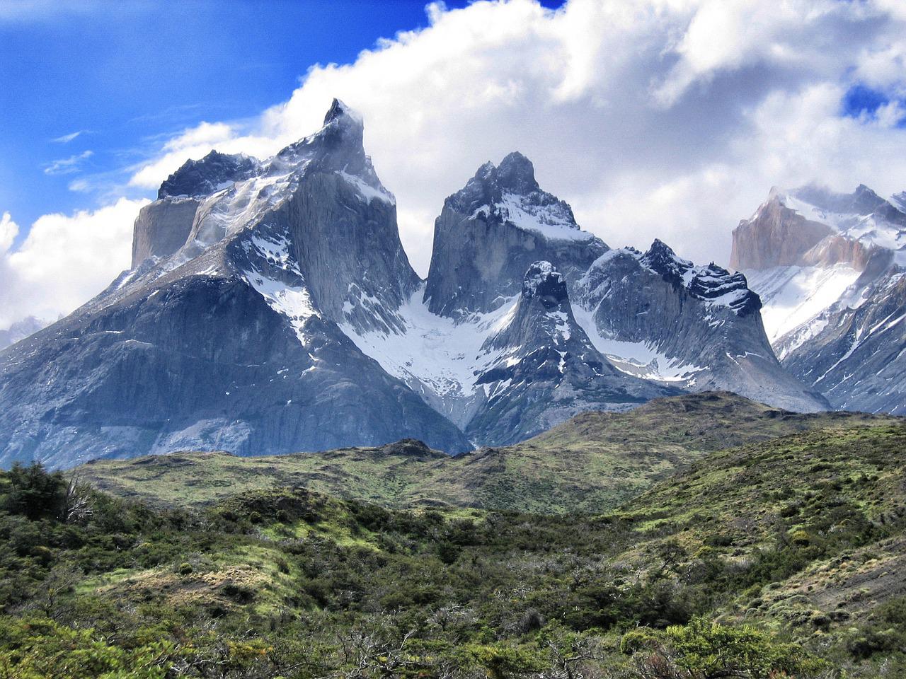 torres del paine, south america, mountains-692960.jpg